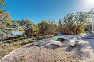 5747 County Rd 309, Kingsland, TX 78639 - Photo 4