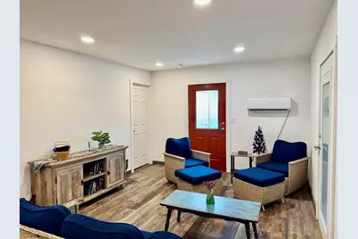 103 W Hamilton, Llano, TX 78643 - Photo 10