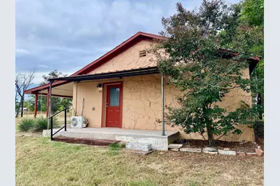 103 W Hamilton, Llano, TX 78643 - Photo 18