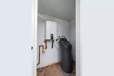 407 Lamon St, Burnet, TX 78611 - Photo 18