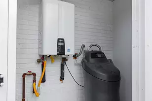 407 Lamon St, Burnet, TX 78611 - Photo 18