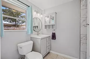 407 Lamon St, Burnet, TX 78611 - Photo 10