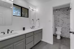 113 W Bluebonnet Rd, Horseshoe Bay, TX 78657 - Photo 18