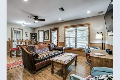 115 Leo Lane, Buchanan Dam, TX 78609 - Photo 8