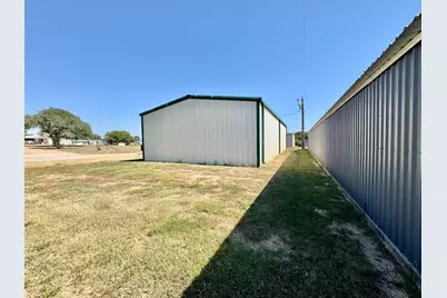 122 Lyons St., Buchanan Dam, TX 78609 - Photo 10