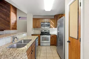 108 Courtside Cir Circle, Spicewood, TX 78669 - Photo 8