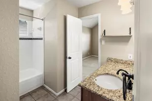 108 Courtside Cir Circle, Spicewood, TX 78669 - Photo 18