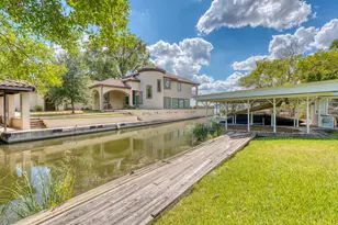 303 Granite Shoals Ln, Sunrise Beach, TX 78643 - Photo 6