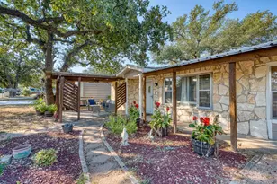 403 South Dr, Kingsland, TX 78639 - Photo 8