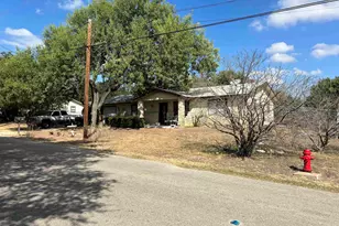 4307 Cottonwood Dr, Cottonwood Shores, TX 78657 - Photo 2