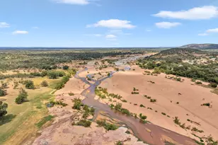 6810 River Oaks Dr, Kingsland, TX 78639 - Photo 30