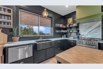 6810 River Oaks Drive, Kingsland, TX 78639 - Photo 16