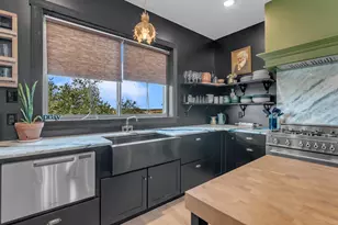 6810 River Oaks Dr, Kingsland, TX 78639 - Photo 16