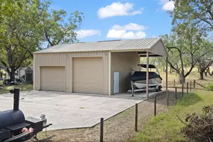 2530 Williams Lakeshore, Kingsland, TX 78639 - Photo 30