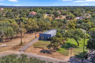 111 W Lakeshore Dr, Sunrise Beach, TX 78639 - Photo 2