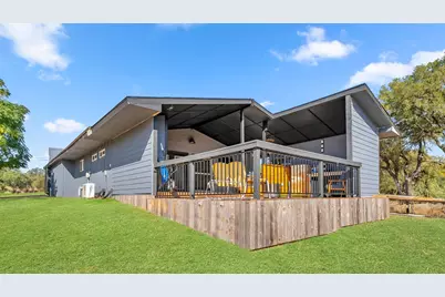 111 W Lakeshore Drive, Sunrise Beach, TX 78639 - Photo 30