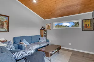 111 W Lakeshore Dr, Sunrise Beach, TX 78639 - Photo 24