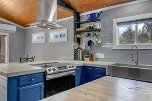 111 W Lakeshore Dr, Sunrise Beach, TX 78639 - Photo 12