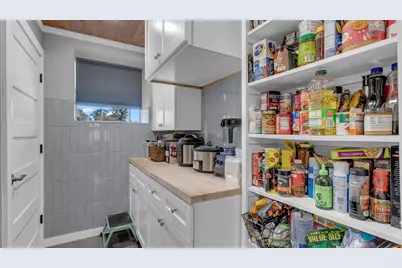 111 W Lakeshore Drive, Sunrise Beach, TX 78639 - Photo 14