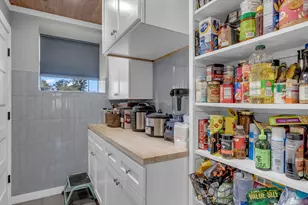 111 W Lakeshore Dr, Sunrise Beach, TX 78639 - Photo 14