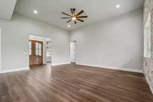 242 Sunday Dr, Burnet, TX 78611 - Photo 8