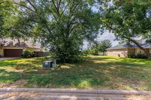 288 Turkey Run, Meadowlakes, TX 78654 - Photo 4