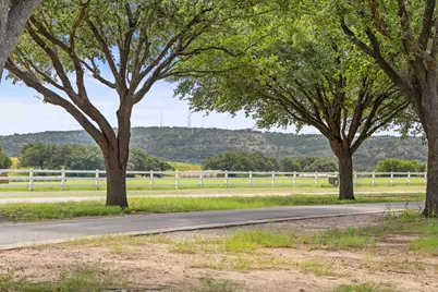 117 Hannahs Way, Burnet, TX 78611 - Photo 18