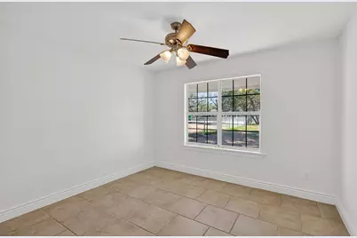 670 Woodland Acres Dr, Marble Falls, TX 78654 - Photo 14