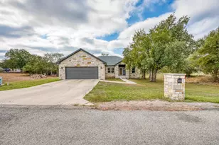 106 Chaumont St, Kingsland, TX 78639 - Photo 2