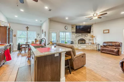 106 Chaumont Street, Kingsland, TX 78639 - Photo 22