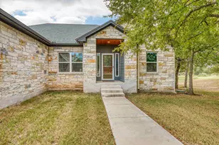 106 Chaumont St, Kingsland, TX 78639 - Photo 4