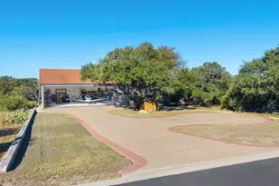 1311 Clayton Nolan Dr, Horseshoe Bay, TX 78657 - Photo 30