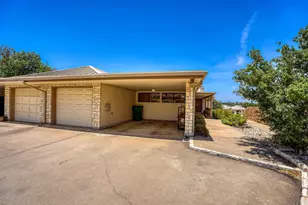 1406 Broken Hills, Horseshoe Bay, TX 78657 - Photo 4