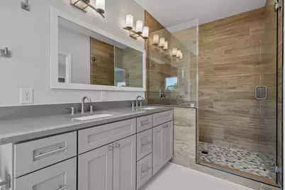 105 Out Yonder, Horseshoe Bay, TX 78657 - Photo 16