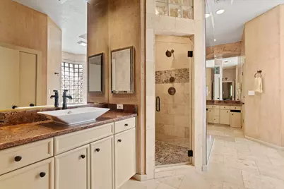 100 Silver Spur, Horseshoe Bay, TX 78657 - Photo 16