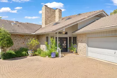 100 Silver Spur, Horseshoe Bay, TX 78657 - Photo 2