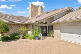 100 Silver Spur, Horseshoe Bay, TX 78657 - Photo 2