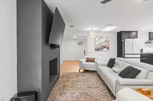 301 W Briarway, Granite Shoals, TX 78654 - Photo 10