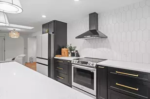 301 W Briarway, Granite Shoals, TX 78654 - Photo 6