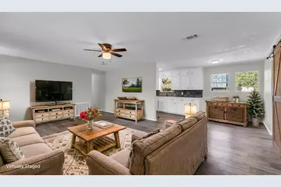 206 5th St, Burnet, TX 78611 - Photo 4