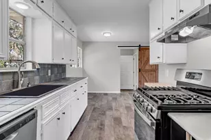 206 5th St, Burnet, TX 78611 - Photo 12