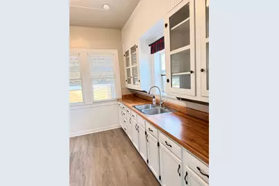 607 E South, New Braunfels, TX 78130 - Photo 10