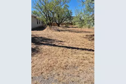 836 Aspen Ln, Cottonwood Shores, TX 78657 - Photo 2