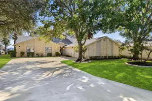 14 Beaver Island, Granite Shoals, TX 78654 - Photo 12