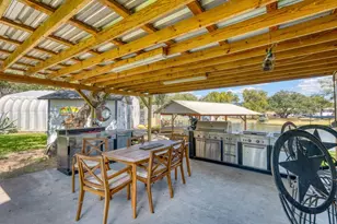 116 Shady Cir Dr, Sunrise Beach, TX 78643 - Photo 4