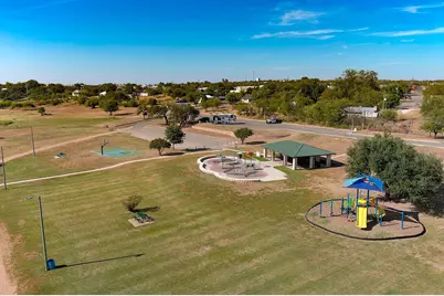 606 E Luce, Llano, TX 78643 - Photo 12