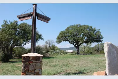 131 Primera Court, Burnet, TX 78611 - Photo 24