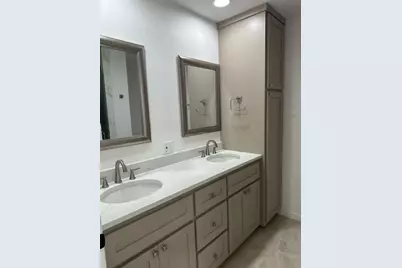 109 Sunshine, Horseshoe Bay, TX 78657 - Photo 12