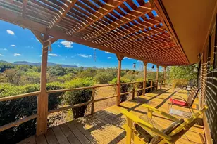 209 Crest Dr, Kingsland, TX 78639 - Photo 6