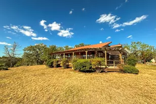 209 Crest Dr, Kingsland, TX 78639 - Photo 4